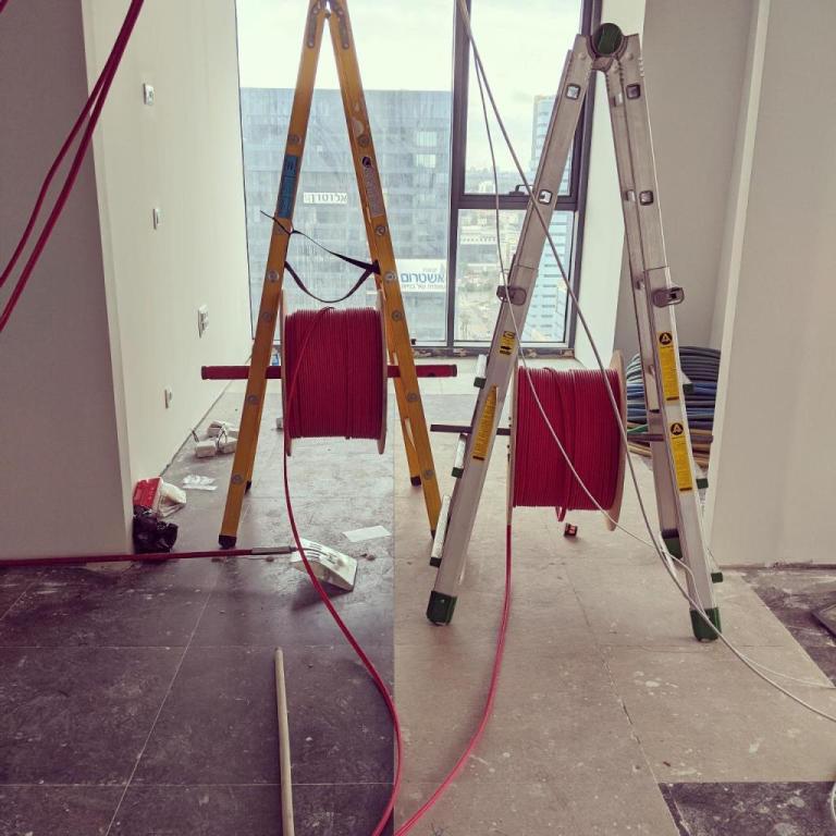 אלון ליברמן אלון ליברמן