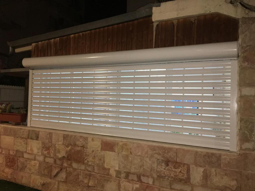 תריסי יוסי תריסי יוסי