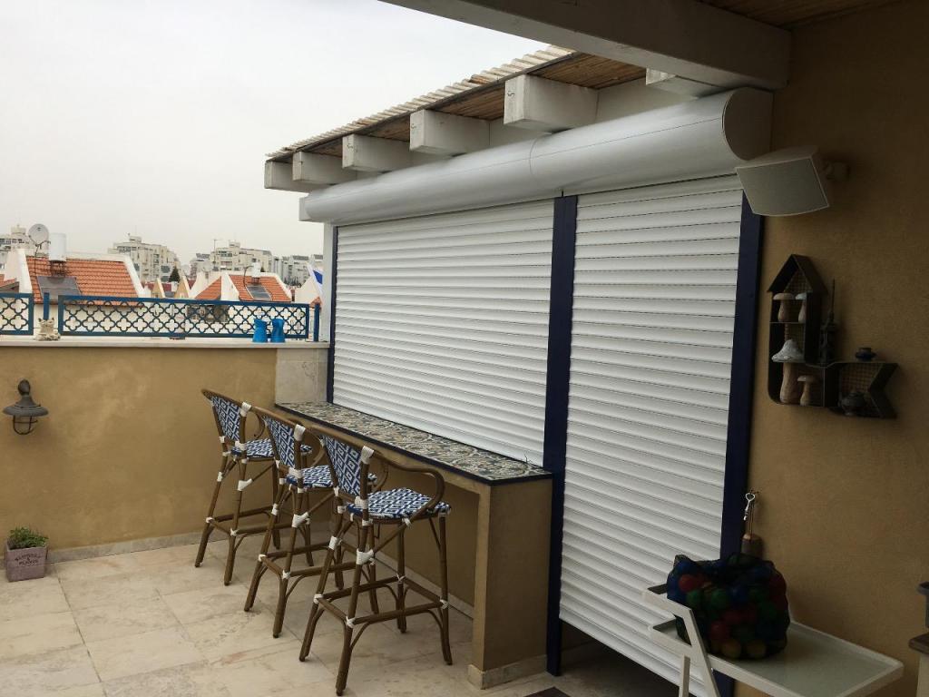 תריסי יוסי תריסי יוסי