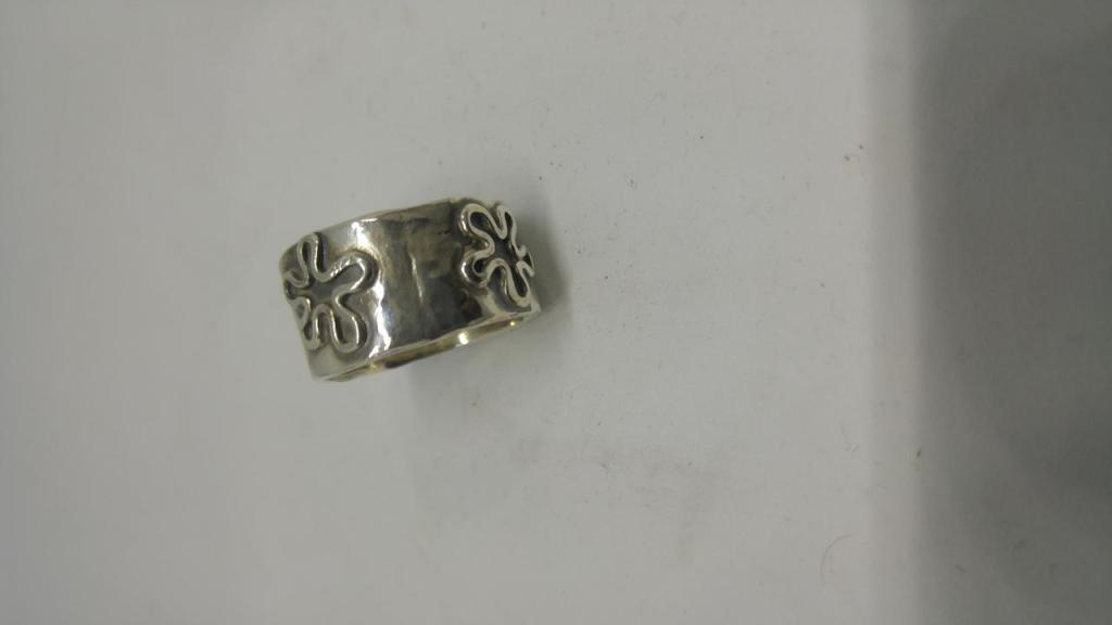 צרופה באהבה אירית אניסימוב תכשיטי כסף וזהב עבודת יד צרופה באהבה אירית אניסימוב תכשיטי כסף וזהב עבודת יד