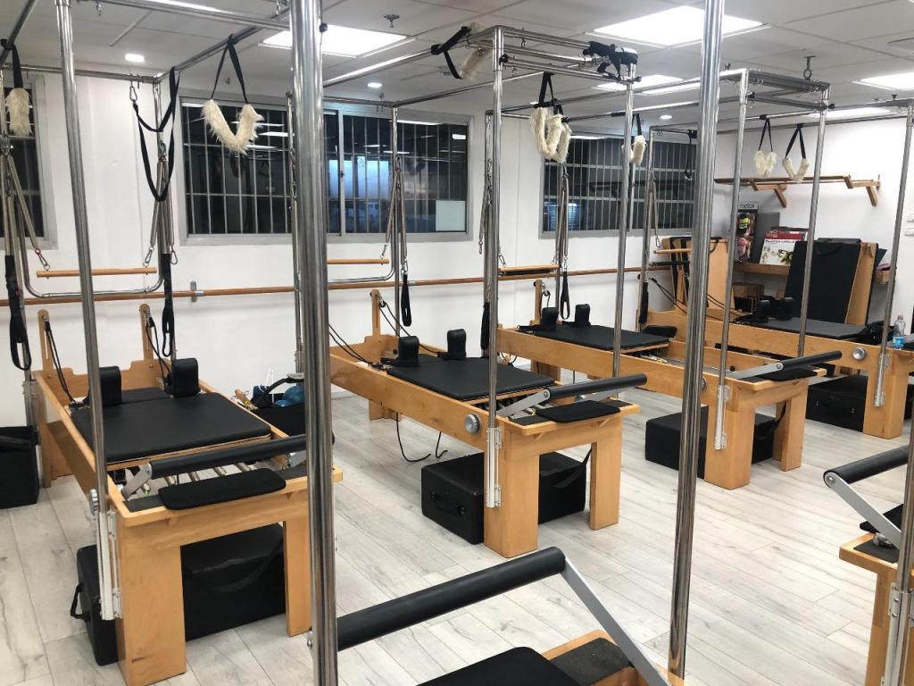 סטודיו פילאטיס אלונה שחק סטודיו פילאטיס אלונה שחק