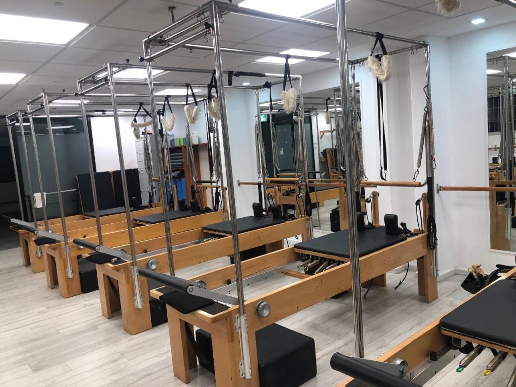 סטודיו פילאטיס אלונה שחק סטודיו פילאטיס אלונה שחק