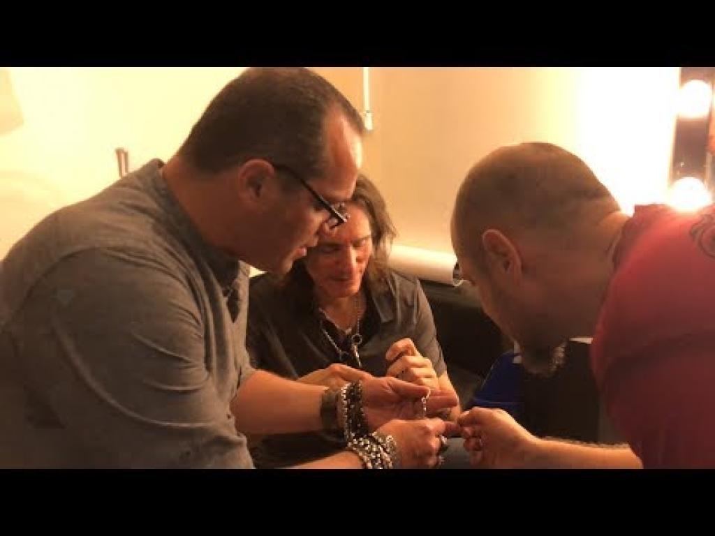 Ezi Zino jewelry designer Ezi Zino jewelry designer