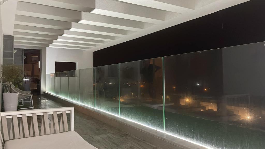 Benish Glass Benish Glass