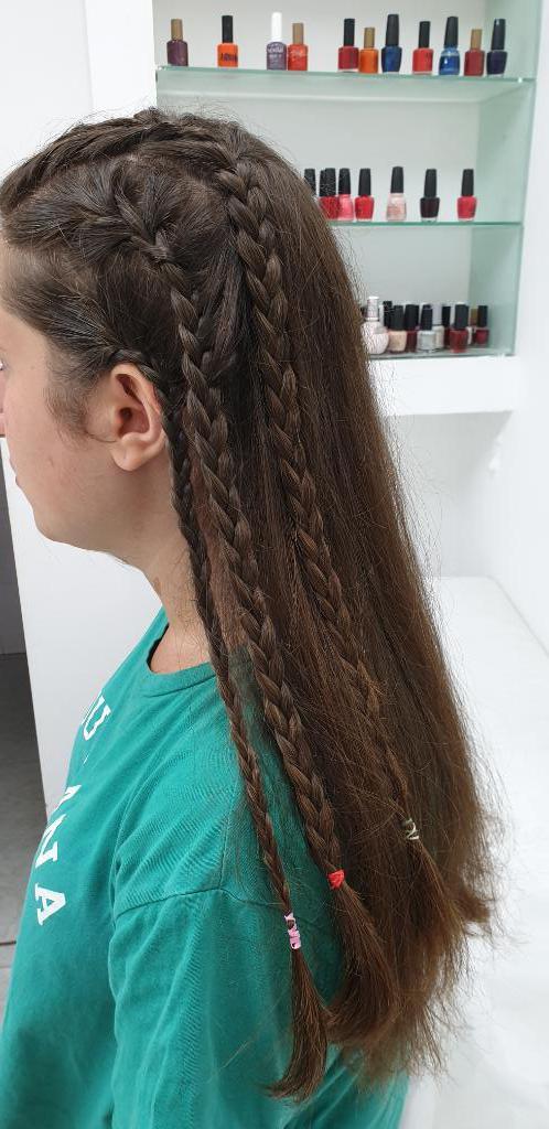 מספרת דליה איתן מספרת דליה איתן