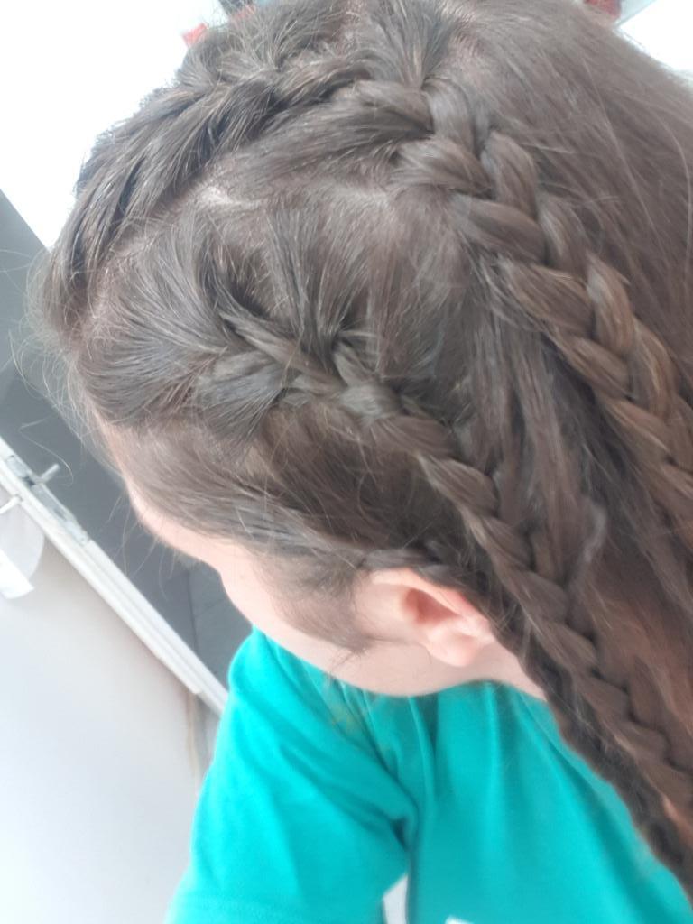 מספרת דליה איתן מספרת דליה איתן