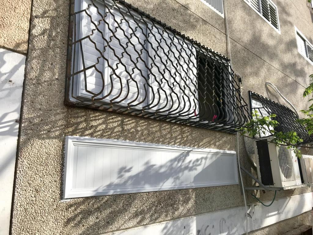 אלום יורי אלום יורי