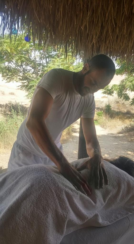 מסאג' מעודד מסאג' מעודד