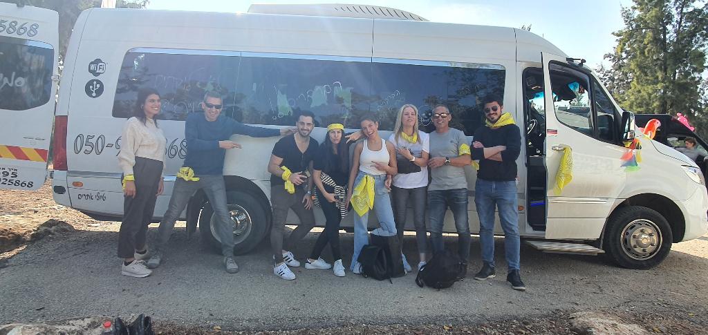 סמיילי הסעות וטיולים סמיילי הסעות וטיולים