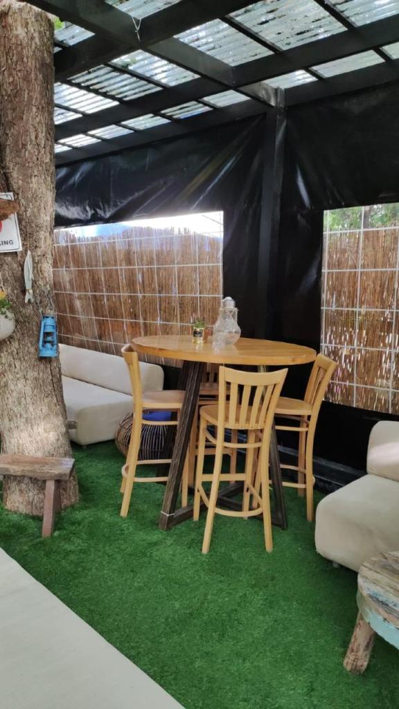 אסף מוצרי ברזנט אסף מוצרי ברזנט