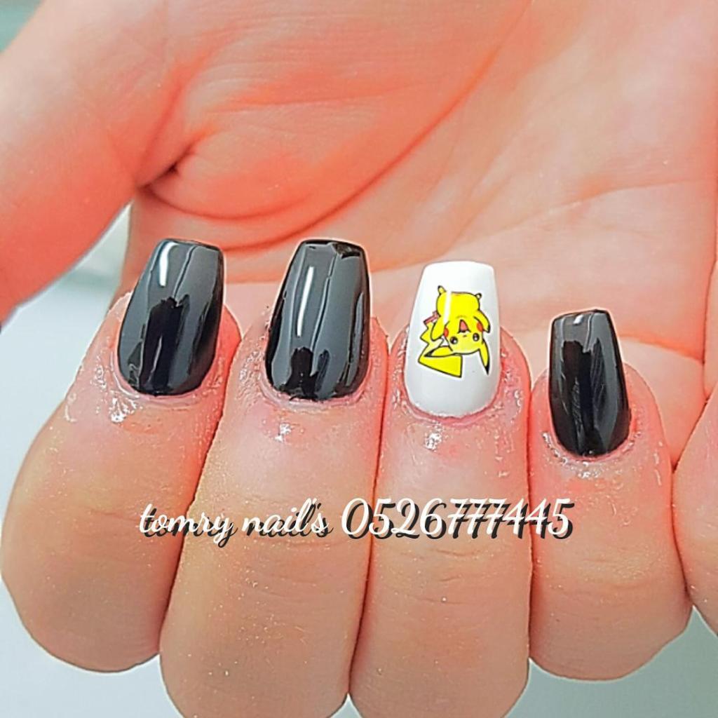 ציפורניים וטיפוח תומרי אלמוג ציפורניים וטיפוח תומרי אלמוג