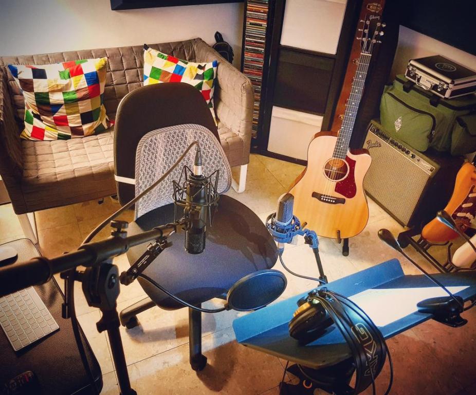 אולפני שלו Shalev Studios אולפני שלו Shalev Studios