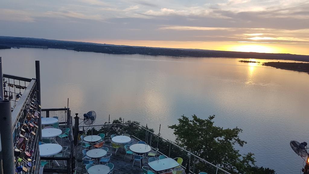 שקדי צבי שקדי צבי