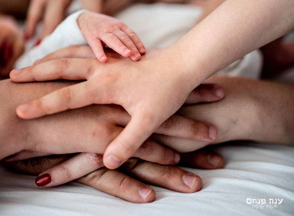 ענת פנחס צלמת אישה ועדשה ענת פנחס צלמת אישה ועדשה