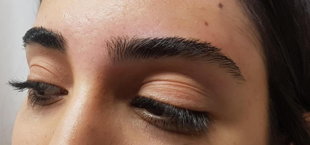 מאיה עיצוב גבות מאיה עיצוב גבות