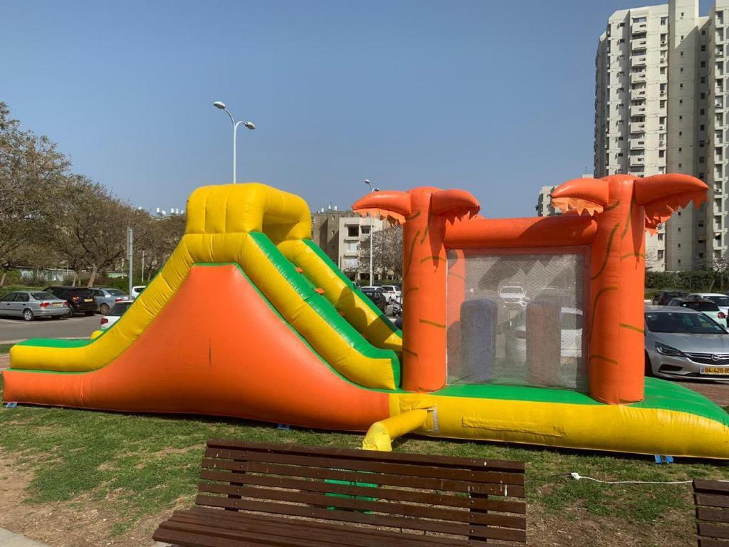 עידנ'ס עידנ'ס