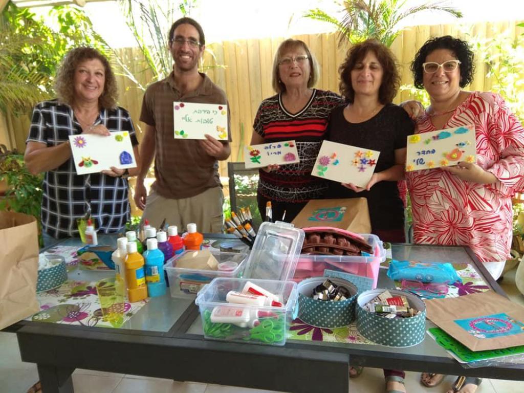 עיצוב דמויות לעוגות hand made עיצוב דמויות לעוגות hand made