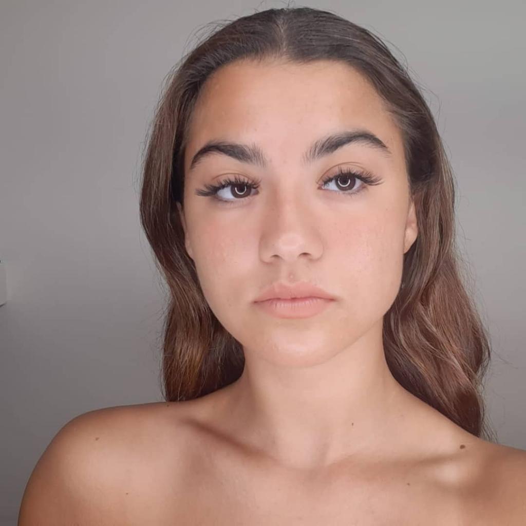 Kamalia beauty touch Kamalia beauty touch