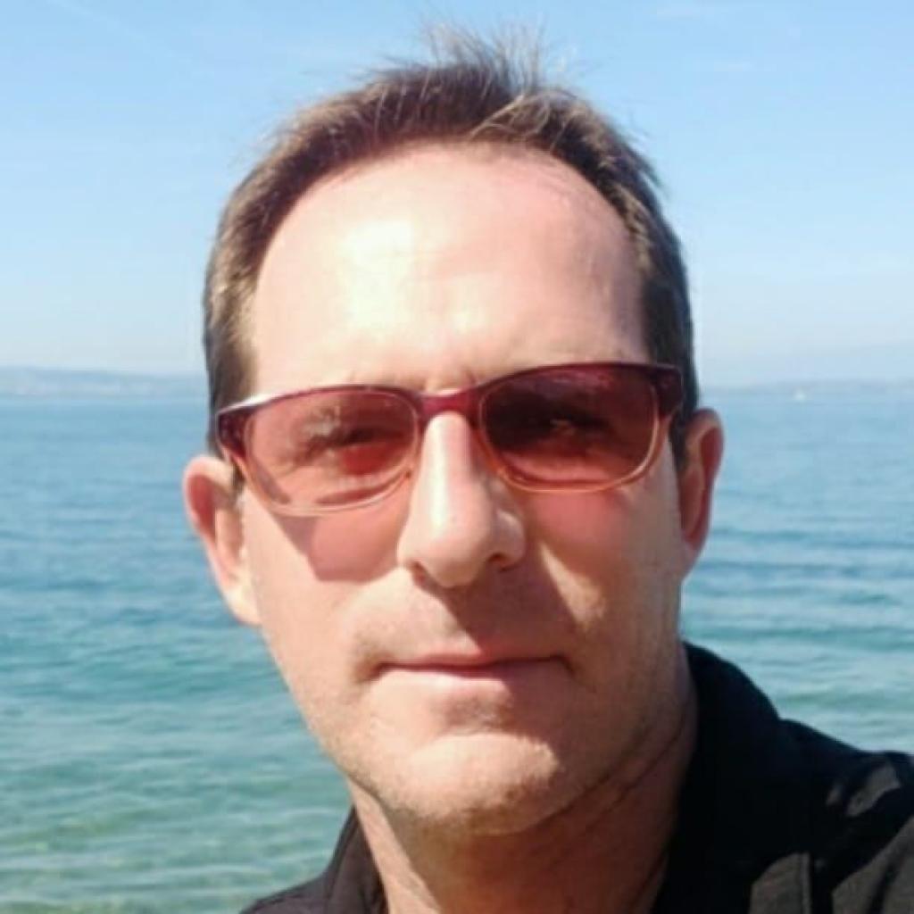 ליאור קלמוביץ ליאור קלמוביץ