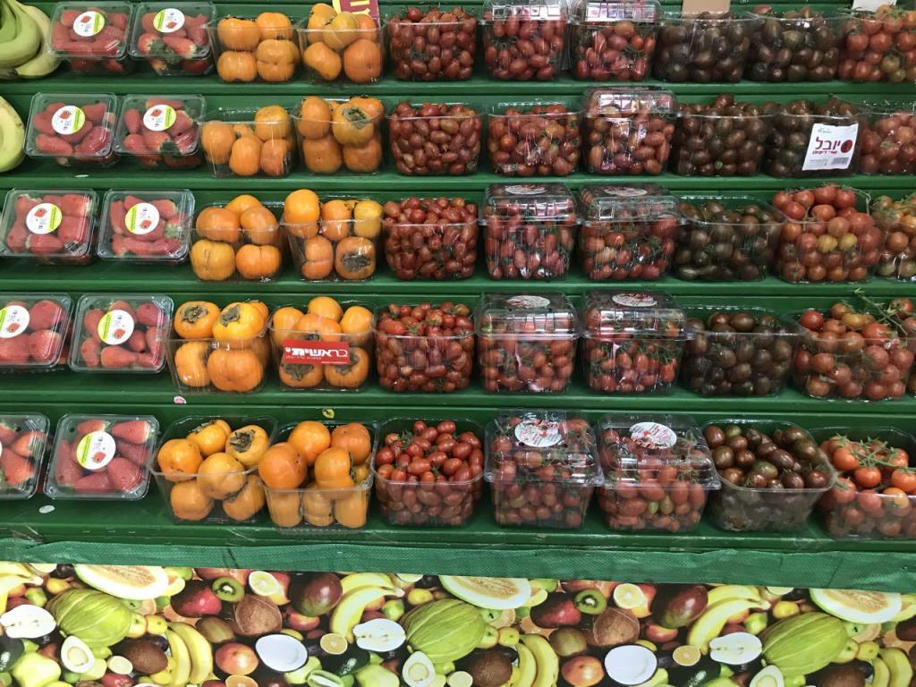 תפוחים ותמרים תפוחים ותמרים