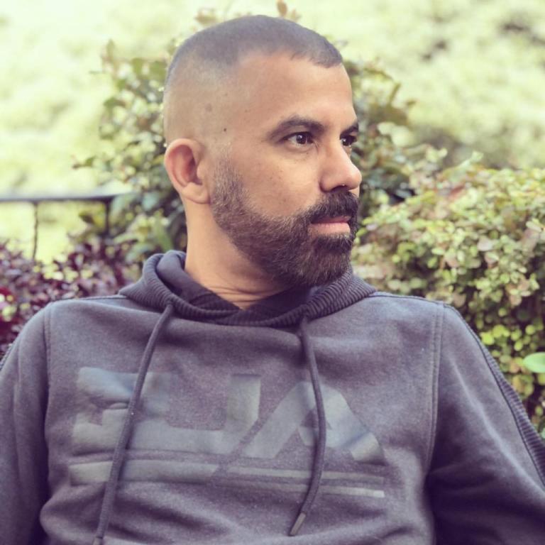 אלון לוין אלון לוין