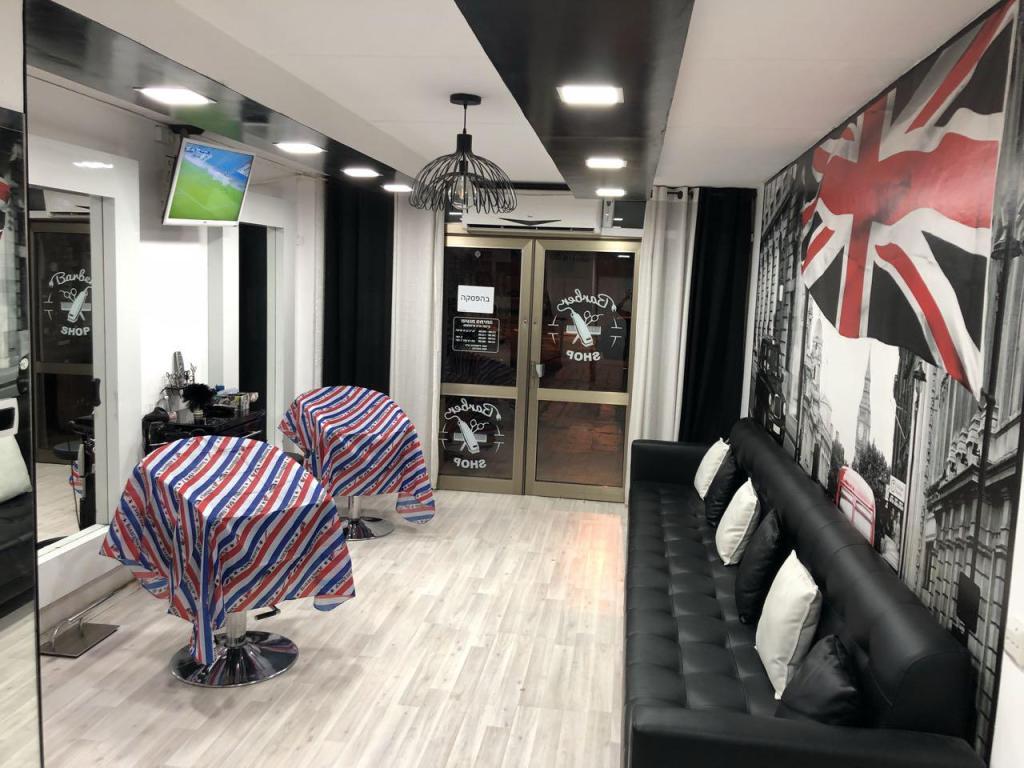 מספרת גיא זוביב מספרת גיא זוביב