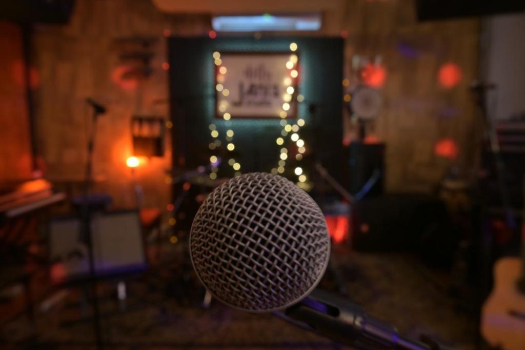 ג'ניס סטודיו ג'ניס סטודיו