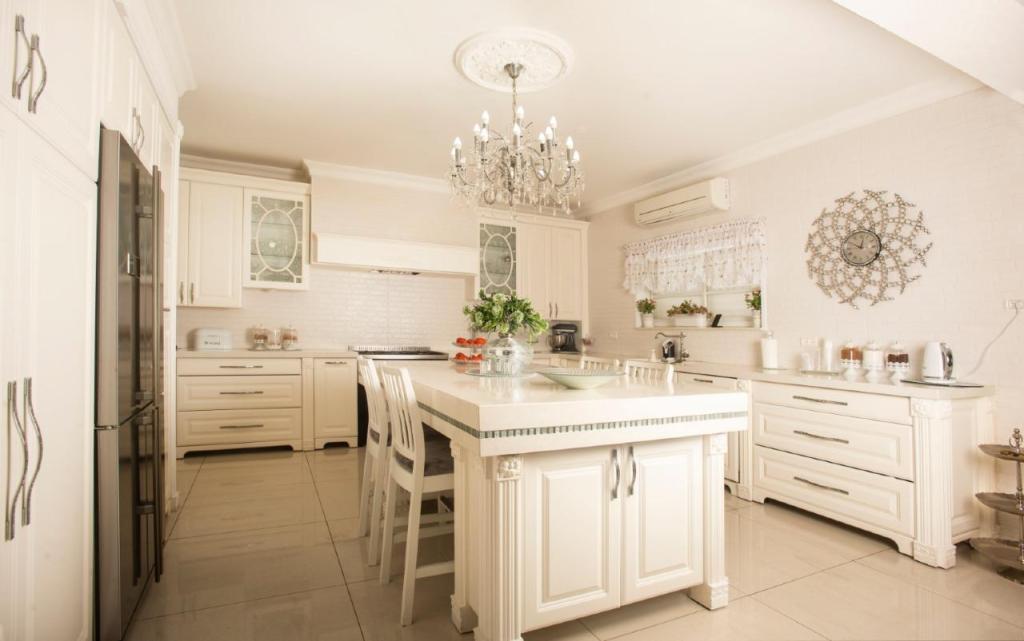 מטבחי Saroya מטבחי Saroya