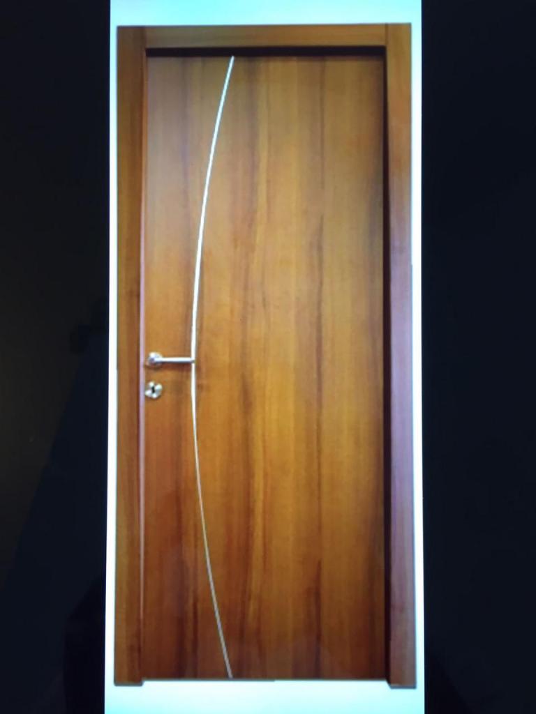 דלתות בראשית דלתות בראשית