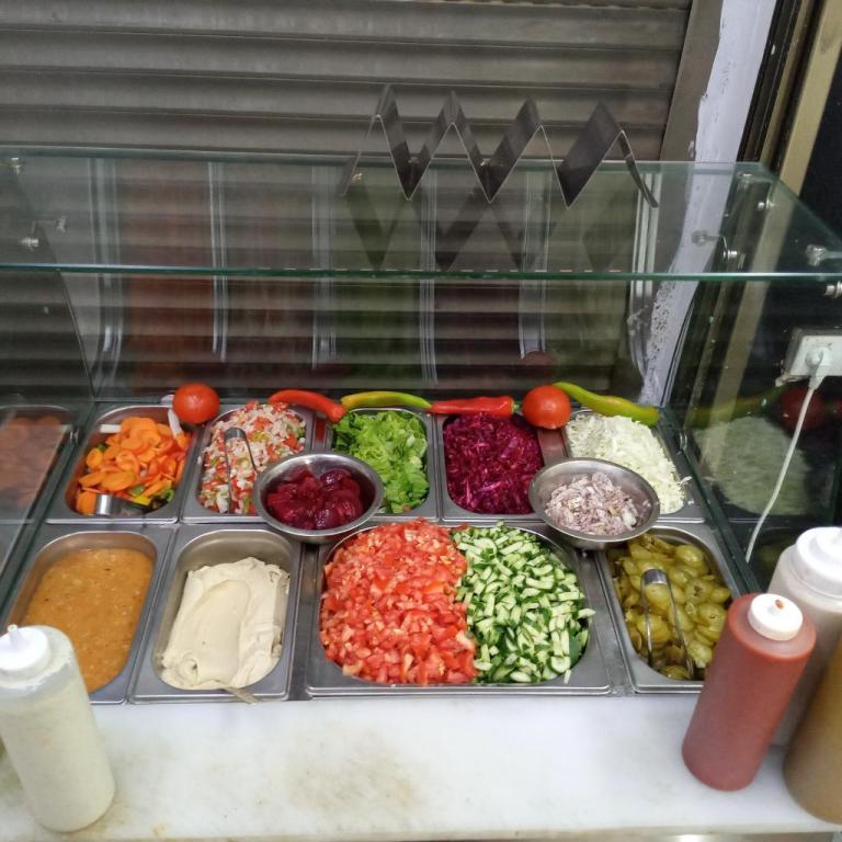 פלאפל יצחק פלאפל יצחק