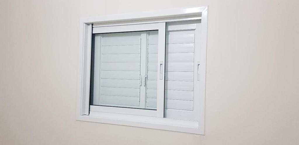 אלי גל אלומיניום אלי גל אלומיניום