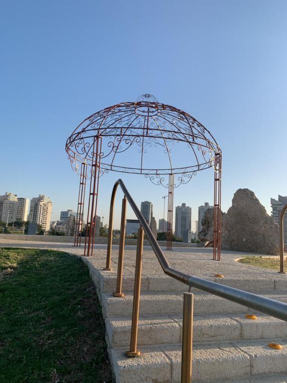 עופר שריקי קאסטום דיזיין עופר שריקי קאסטום דיזיין