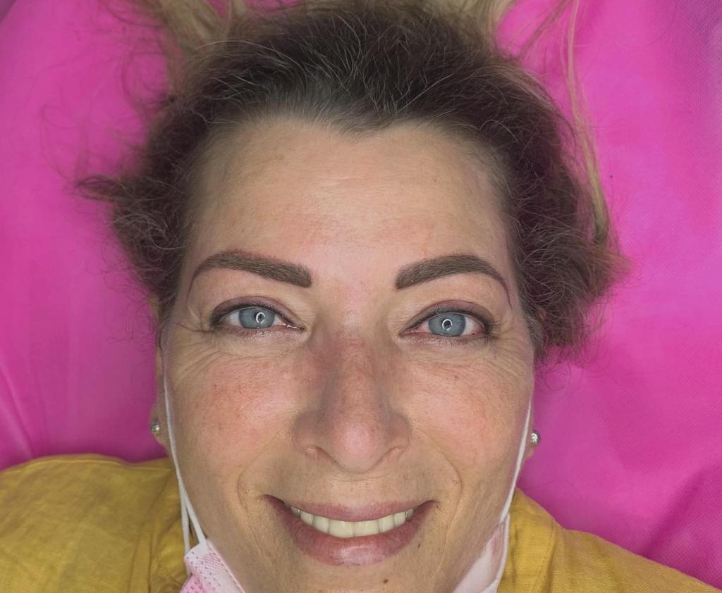 לירון בנישתי קוסמטיקה וטיפוח לירון בנישתי קוסמטיקה וטיפוח