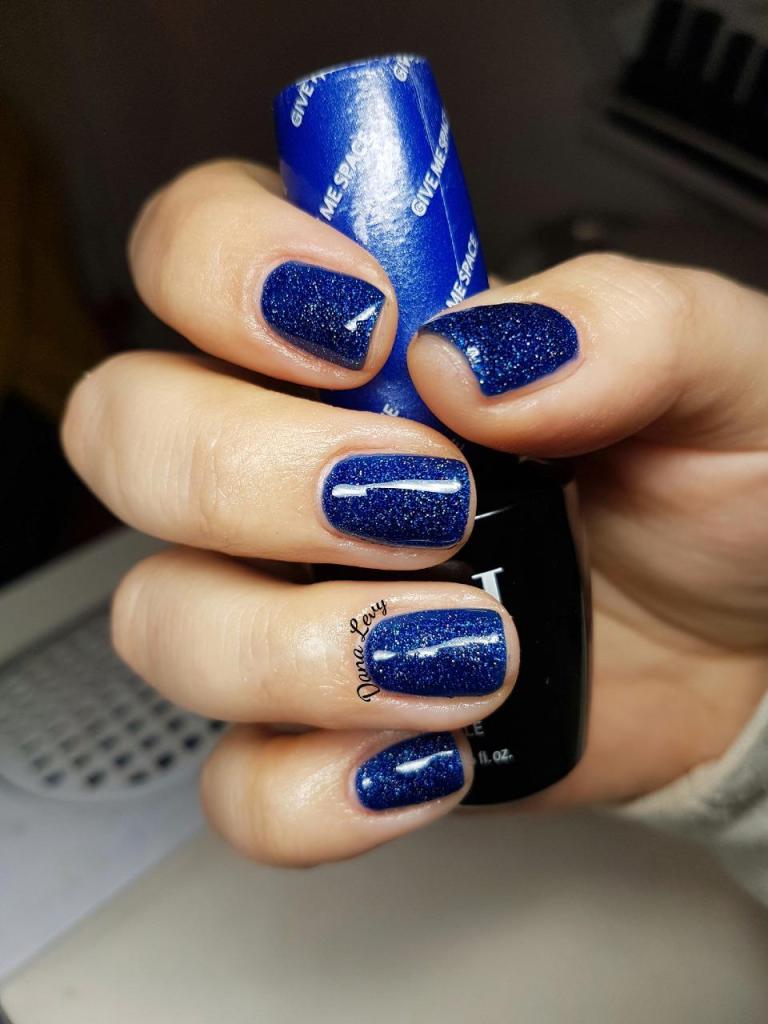 דנה ציפורניים דנה ציפורניים