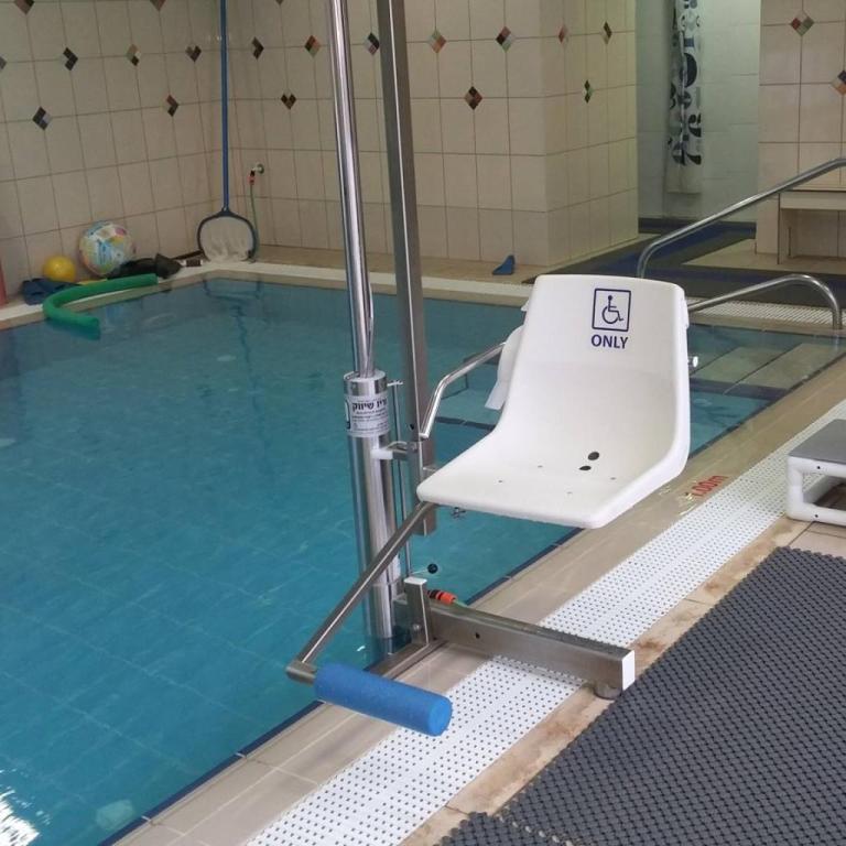 צל הפקאן בריכה טיפולית צל הפקאן בריכה טיפולית