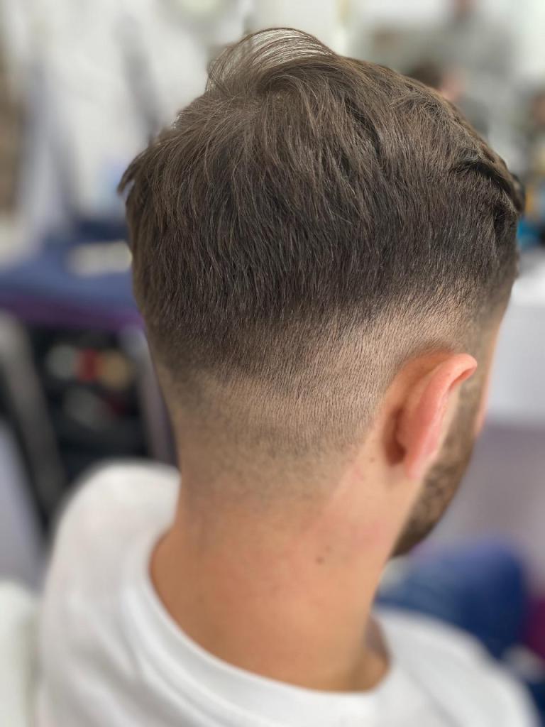 Barber shop ladies& gentlemens Barber shop ladies& gentlemens