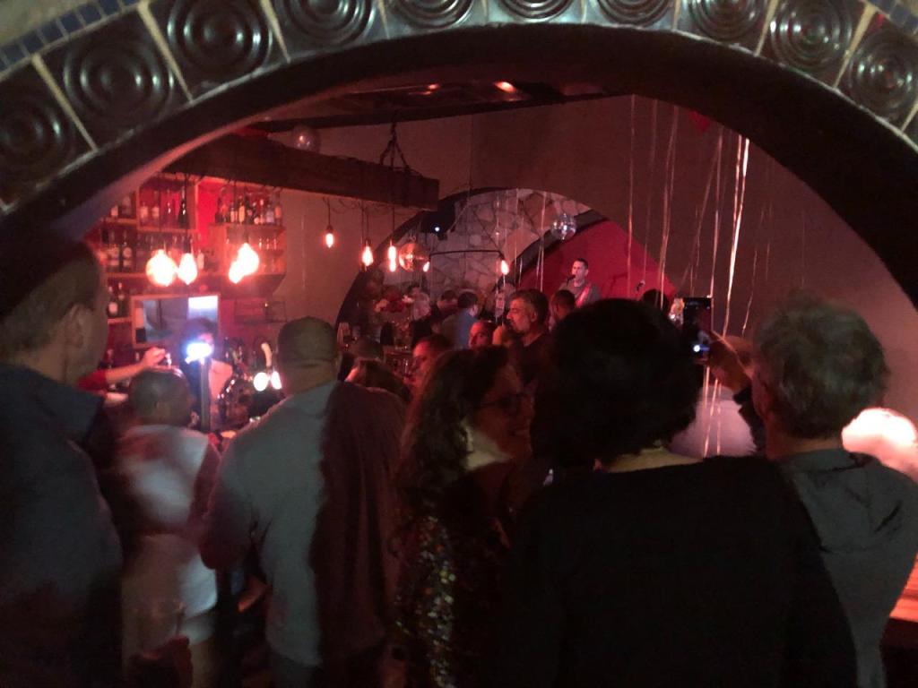 ארצ'יס פאב ארצ'יס פאב