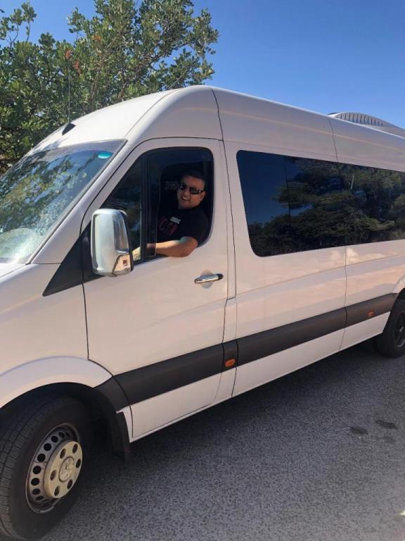 מיניבוס vip יגאל מיניבוס vip יגאל