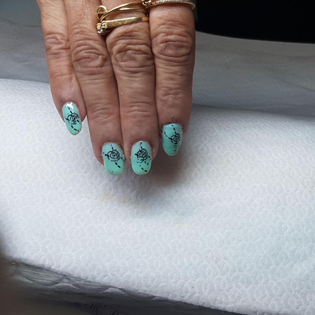 טלי קוסמטיקאית ופדיקוריסטית רפואית טלי קוסמטיקאית ופדיקוריסטית רפואית