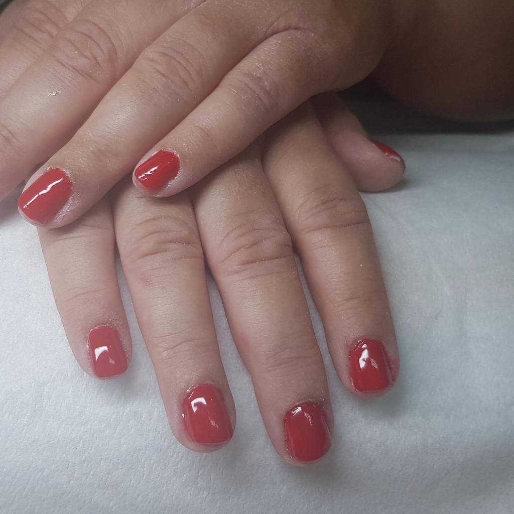 טלי קוסמטיקאית ופדיקוריסטית רפואית טלי קוסמטיקאית ופדיקוריסטית רפואית