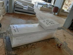 מצבות קדישאי