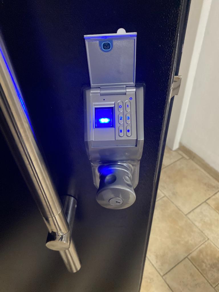 כהן המנעולן כהן המנעולן