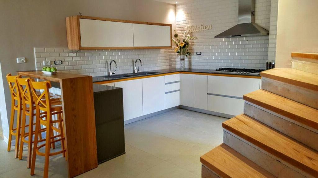 אדיר מטבחים אדיר מטבחים