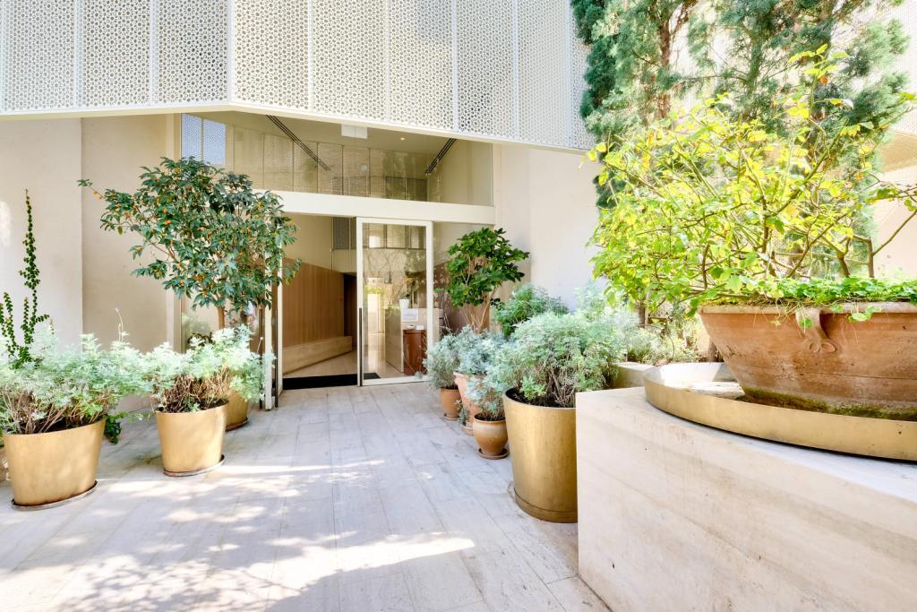 פרופיליו נדל"ן פרופיליו נדל"ן