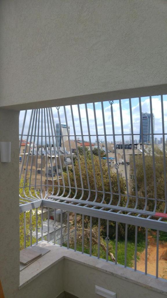 מסגריית אלי גלעד מסגריית אלי גלעד