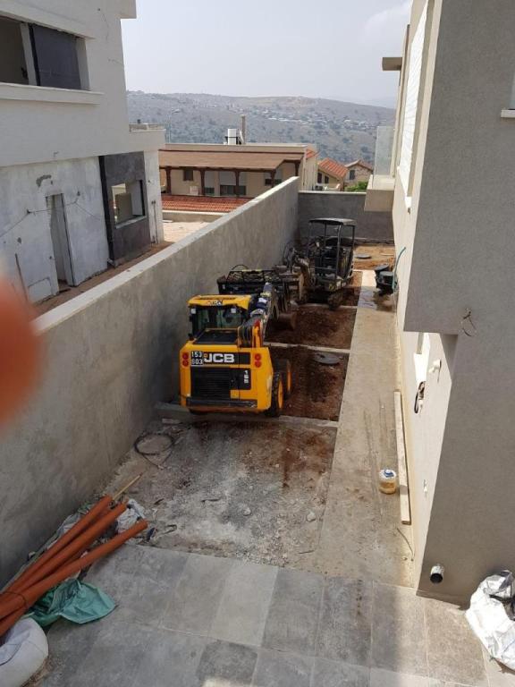 פ.ט.ע עבודות עפר תשתית ופיתוח פ.ט.ע עבודות עפר תשתית ופיתוח