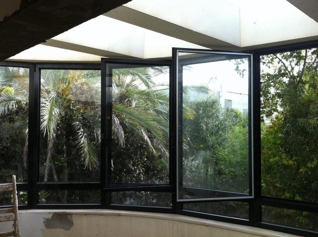 תריסי ארומנו תריסי ארומנו