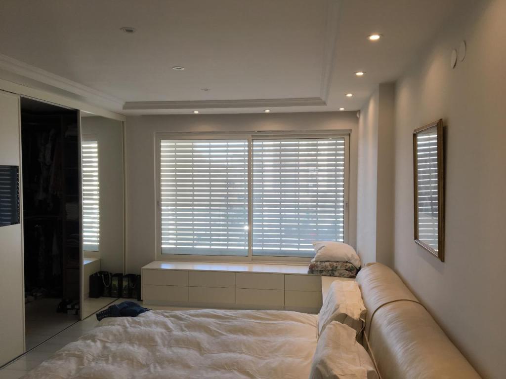 תריסי ארומנו תריסי ארומנו