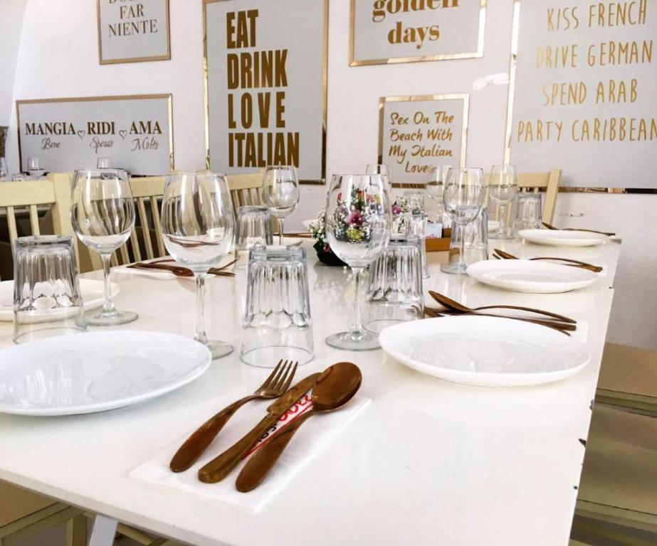 גאטוס בחאן גאטוס בחאן