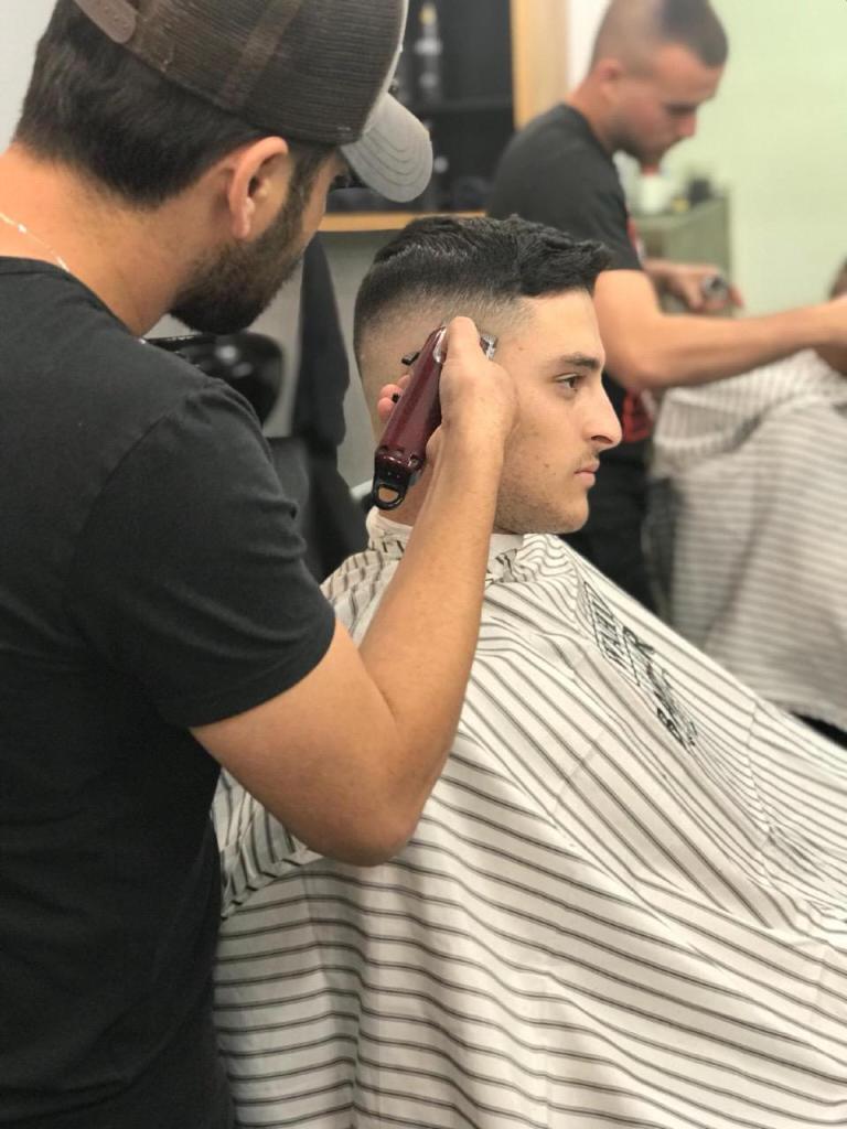 מספרת אושי כהן מספרת אושי כהן